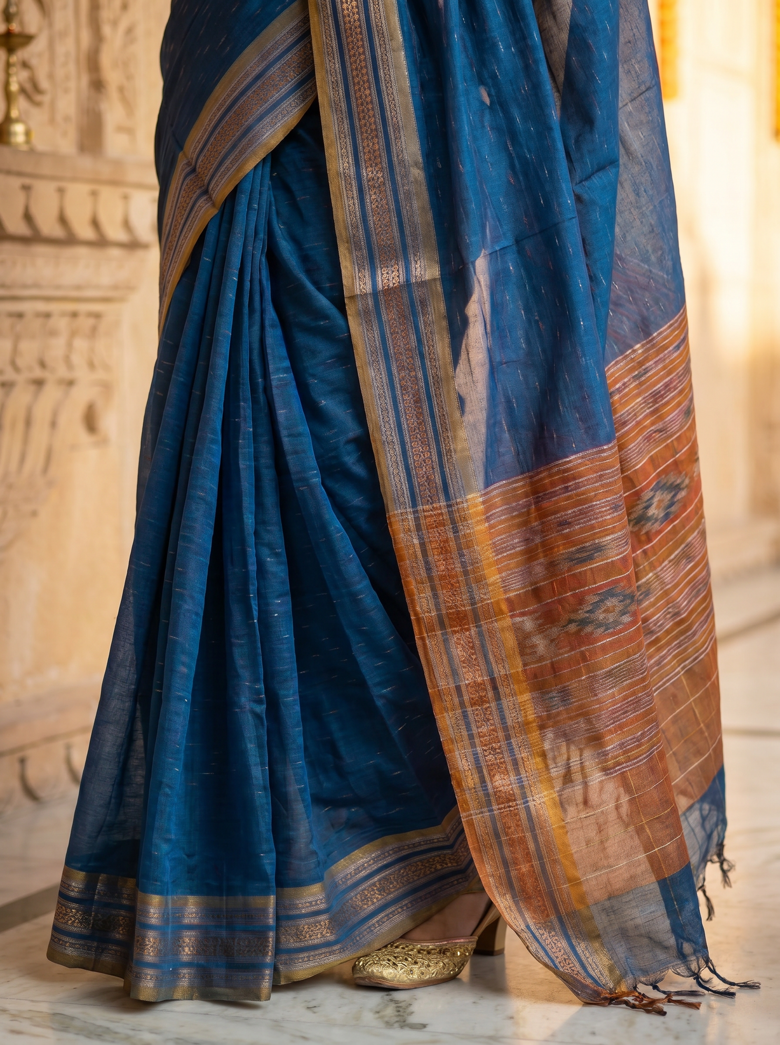 sambalpuri blue saree wide border closeup