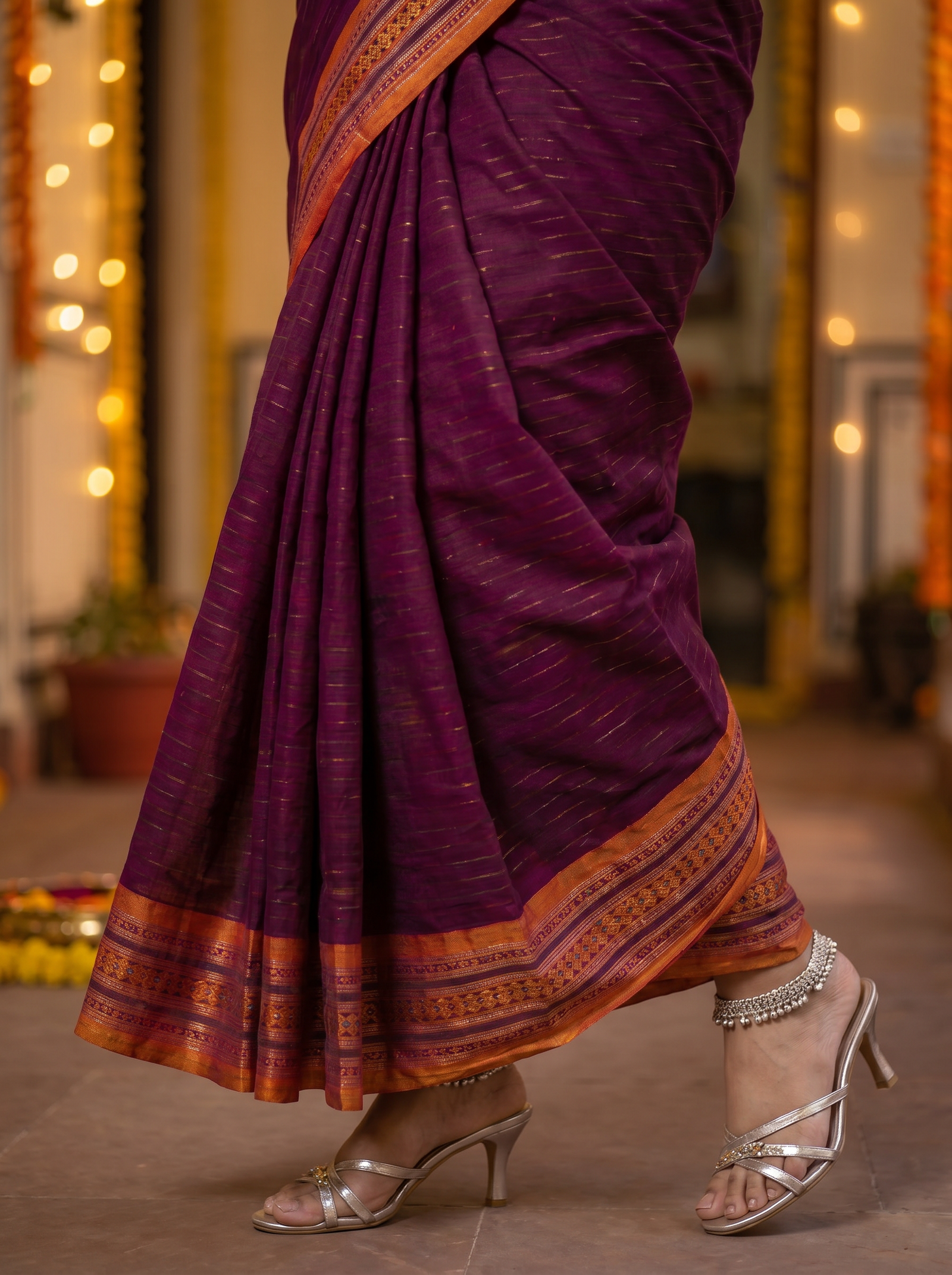 sambalpuri plum saree wide border close up